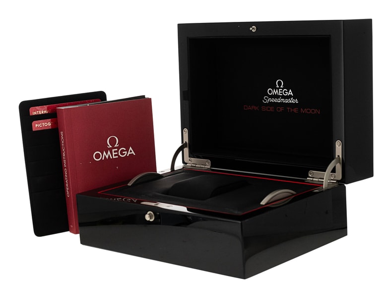 Omega Speedmaster Dark Side of the Moon 311.92.44.51.01.005